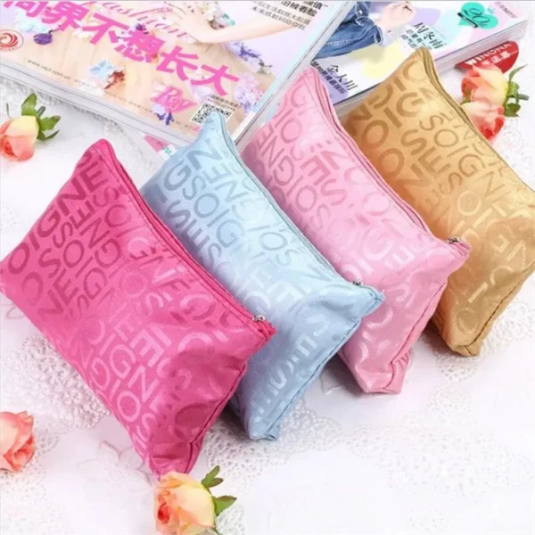 my-11134207-820l4-mj1aloncmfi95f.webp Portable Women Cosmetic Bag Cute Beauty Zipper Travel Letter Makeup Bags Pouch Toiletry Organizer Holder